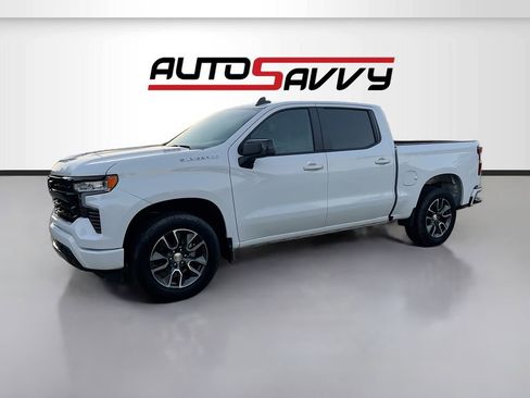 Used 2025 Chevrolet Silverado 1500 RST w/ Convenience Package II RWD image 3