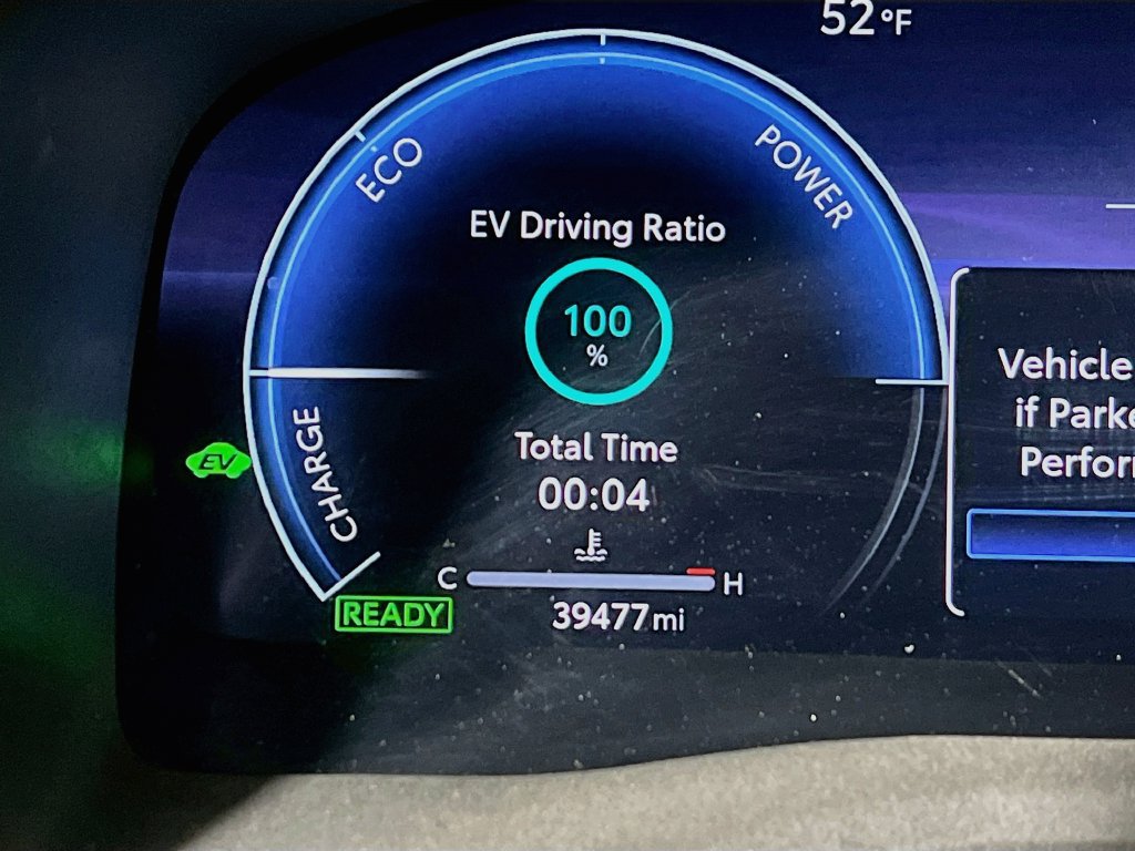 Certified 2025 Toyota Camry XLE FWD image 11