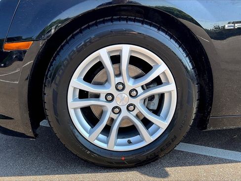 Used 2015 Chevrolet Camaro LT w/ Rear Vision Package image 8