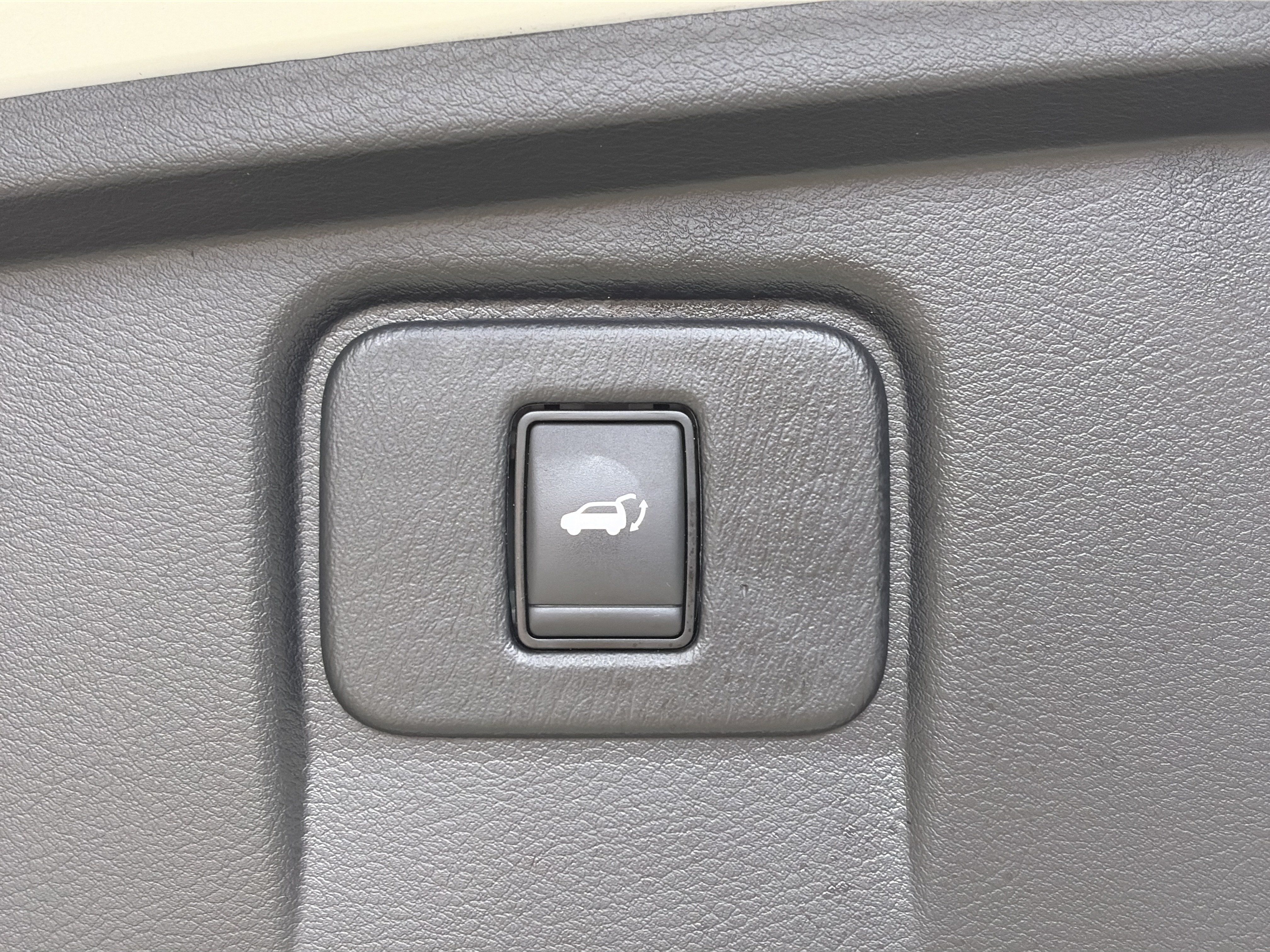 Certified 2020 Nissan Murano SL w/ Moonroof Package AWD/4WD image 15