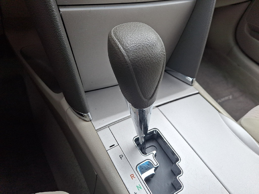 Used 2011 Toyota Camry LE w/ LE Extra-Value Pkg FWD image 16