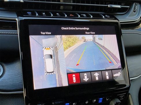 Used 2023 Jeep Grand Cherokee 4WD 4xe w/ Luxury Tech Group II image 19