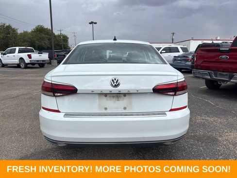 Used 2021 Volkswagen Passat 2.0T SE FWD image 3