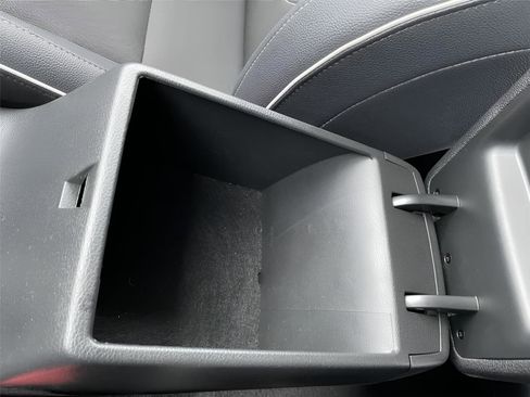 Used 2024 Kia Forte GT-Line w/ GT-Line Premium Package image 32