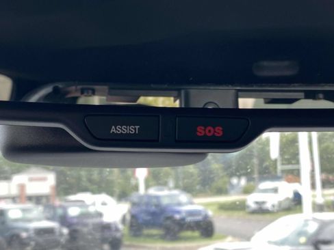 Used 2022 RAM 1500 Warlock w/ Electronics Group AWD/4WD image 28