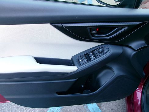 Used 2018 Subaru Impreza 2.0i Premium image 15