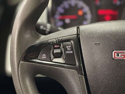 Used 2017 GMC Terrain SLE FWD image 29