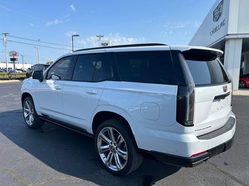 Used 2026 Cadillac Escalade Sport w/ Touring Package AWD/4WD image 10