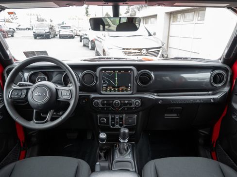 Used 2023 Jeep Wrangler Unlimited Sport image 36