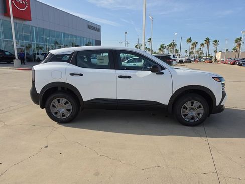 New 2026 Nissan Kicks S FWD image 7
