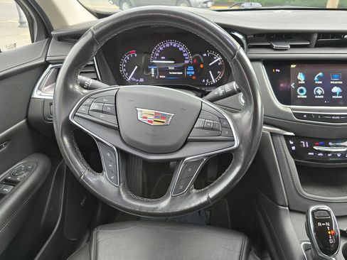Used 2019 Cadillac XT5 Premium Luxury AWD/4WD image 26