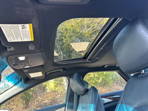 Used 2017 Lincoln MKZ Reserve image 27