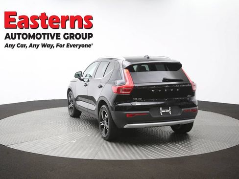 Used 2023 Volvo XC40 B5 Plus AWD/4WD image 66
