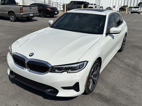 Used 2022 BMW 330i xDrive Sedan w/ Driving Assistance Package AWD/4WD image 5