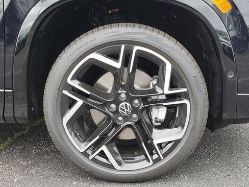 New 2026 Volkswagen Tiguan SEL R-Line AWD/4WD image 12