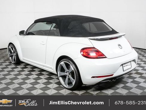 Used 2018 Volkswagen Beetle 2.0T S image 3