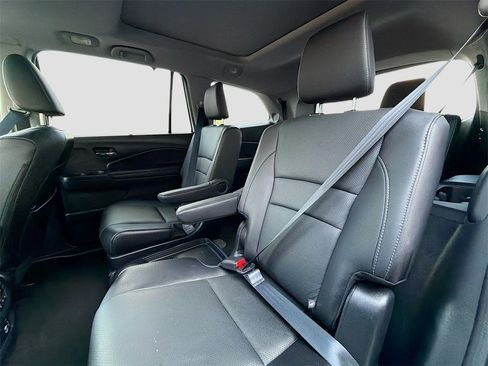 Used 2021 Honda Pilot Elite image 26