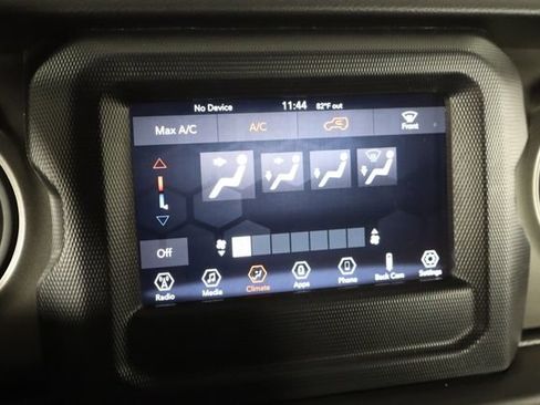 Used 2022 Jeep Wrangler Unlimited Sport AWD/4WD image 31