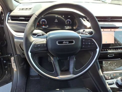 New 2026 Jeep Grand Cherokee L Limited AWD/4WD image 5