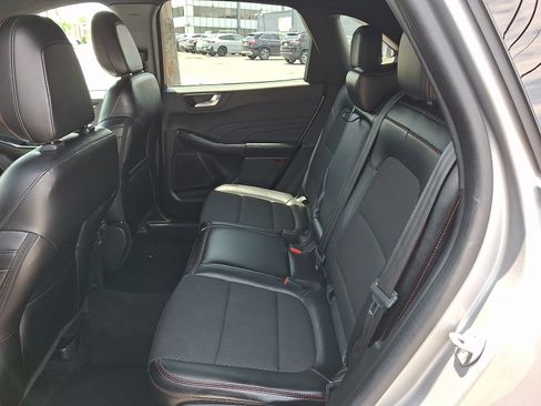 Used 2024 Ford Escape ST-Line AWD/4WD image 10