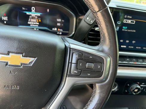 Used 2022 Chevrolet Silverado 1500 LT AWD/4WD image 24