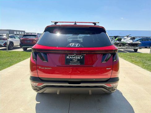 Used 2022 Hyundai Tucson SEL w/ Convenience Package AWD/4WD image 5