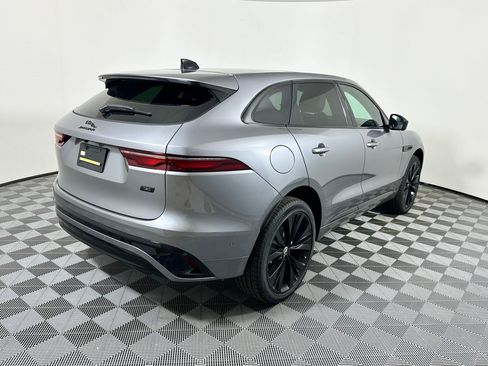 Used 2026 Jaguar F-PACE R-Dynamic S AWD/4WD image 7