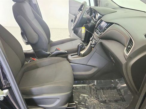 Used 2020 Chevrolet Trax LS w/ Tint and Cruise Package FWD image 36