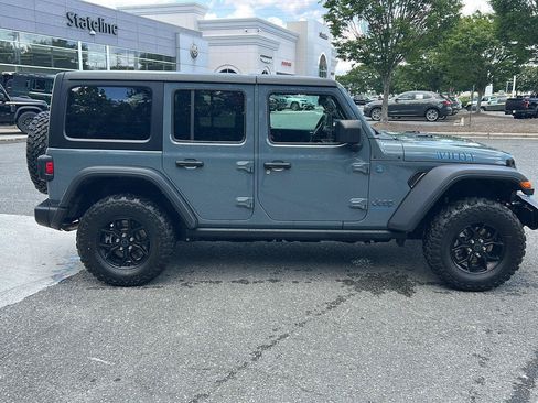 Used 2024 Jeep Wrangler Unlimited AWD/4WD image 6