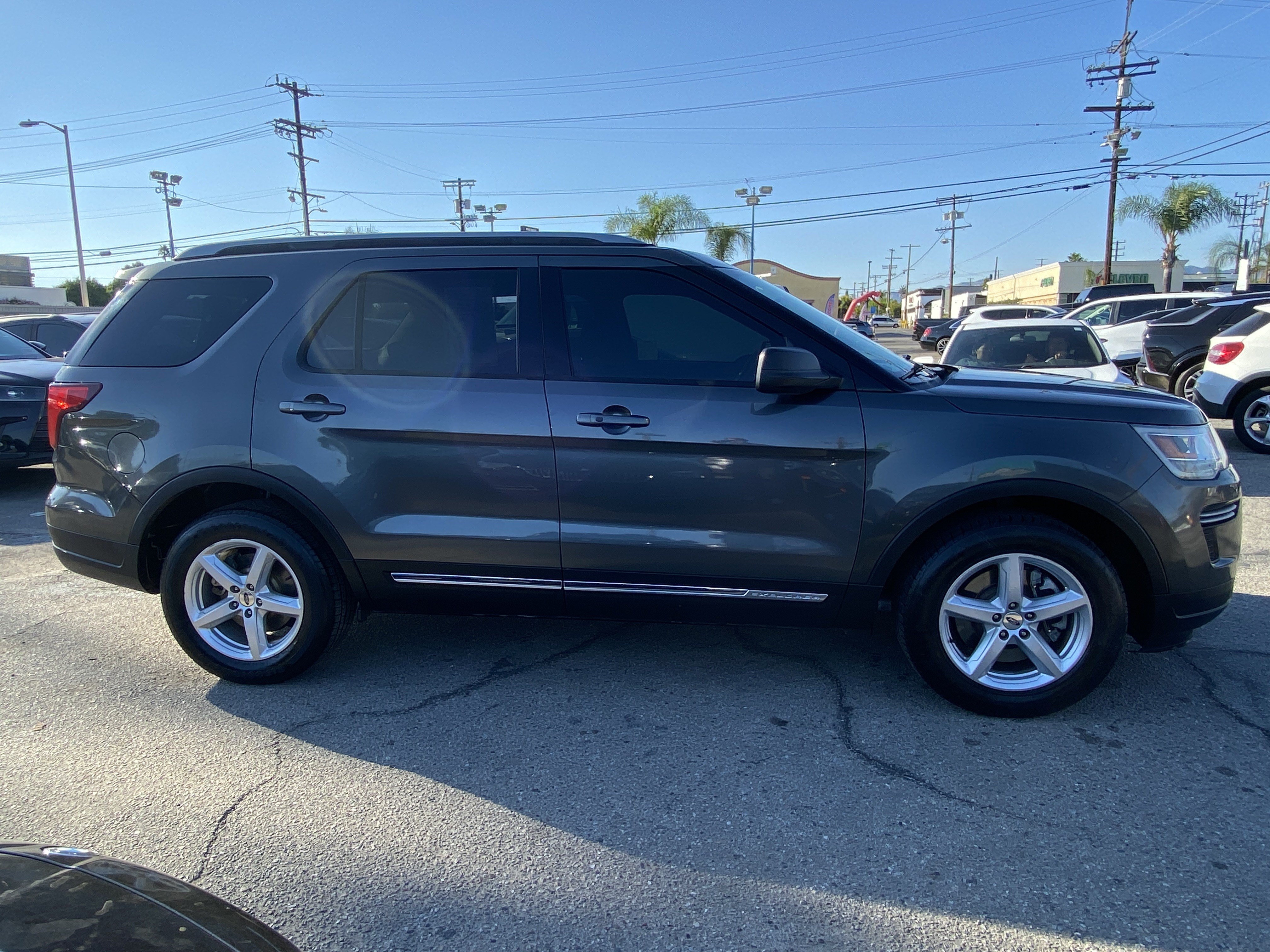 Used 2019 Ford Explorer XLT FWD image 10