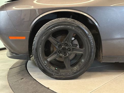 Used 2018 Dodge Challenger SXT w/ Sound Group image 25