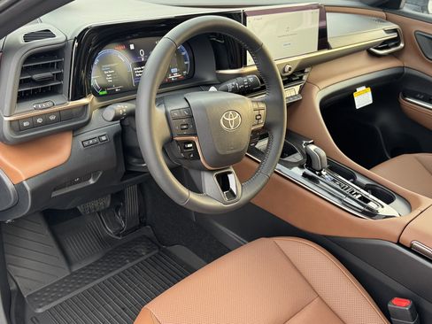 New 2026 Toyota Crown Signia AWD/4WD image 16