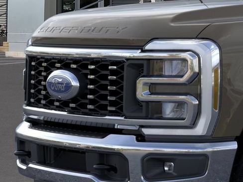 New 2026 Ford F350 Lariat AWD/4WD image 17