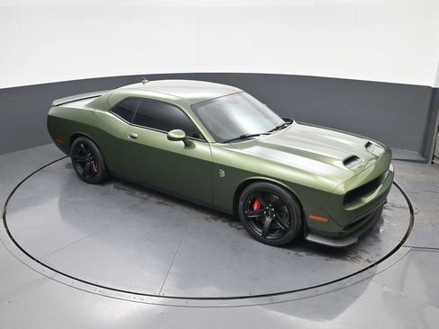 Used 2022 Dodge Challenger SRT Hellcat w/ Plus Package image 23
