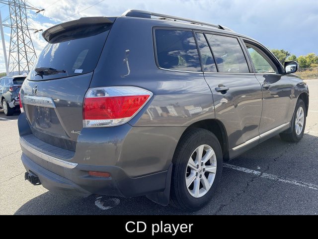 Used 2013 Toyota Highlander Plus w/ Protection Pkg AWD/4WD image 7