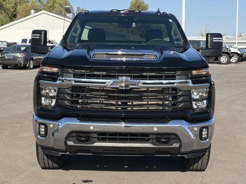 Certified 2025 Chevrolet Silverado 3500 LT image 11