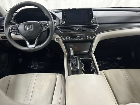 Used 2020 Honda Accord EX image 16