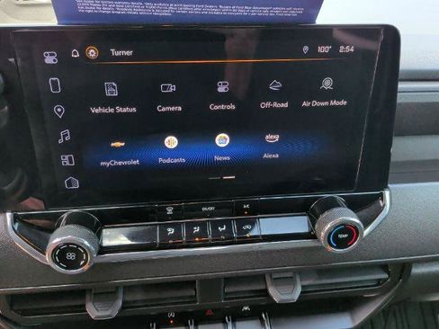 Used 2023 Chevrolet Colorado Trail Boss AWD/4WD image 26