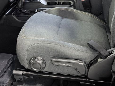 Certified 2024 Jeep Wrangler Willys image 23