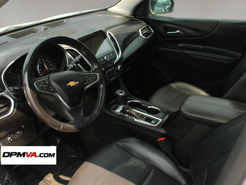 Used 2018 Chevrolet Equinox Premier AWD/4WD image 12