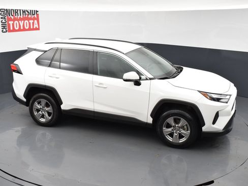 Used 2024 Toyota RAV4 XLE AWD/4WD image 20