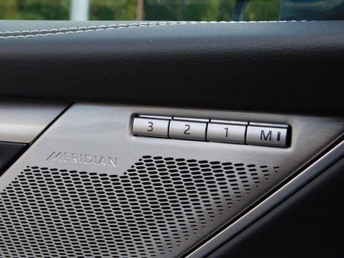 Used 2025 Jaguar F-PACE R-Dynamic S image 25