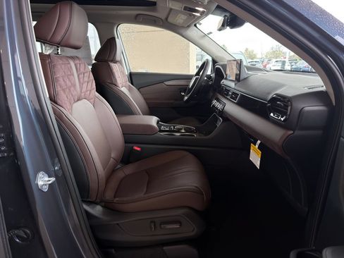 Used 2026 Honda Pilot Elite image 26