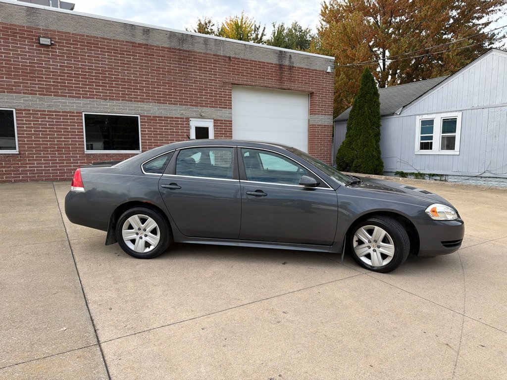 Used 2010 Chevrolet Impala LS FWD image 4