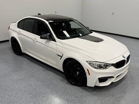 Used 2017 BMW M3 RWD image 41