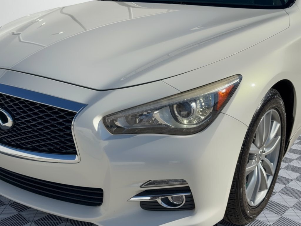 Used 2014 INFINITI Q50 Premium w/ Navigation Package RWD image 12