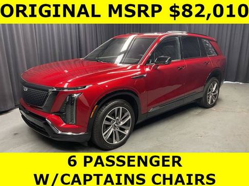 Used 2026 Cadillac Vistiq Sport w/ LPO, Floor Liner Package AWD/4WD image 2