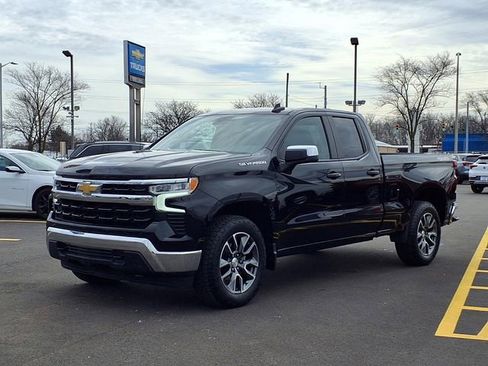 Used 2023 Chevrolet Silverado 1500 LT image 1