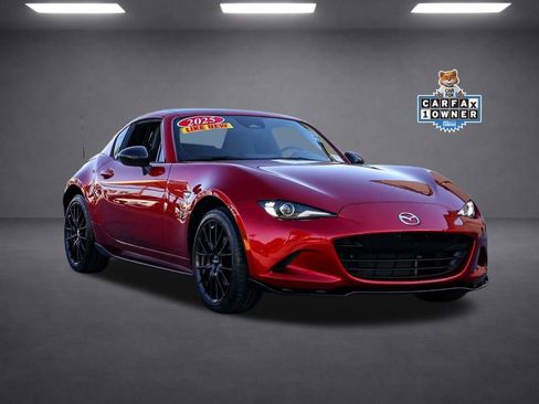 Used 2025 MAZDA MX-5 Miata RF Club w/ Weather Package image 2