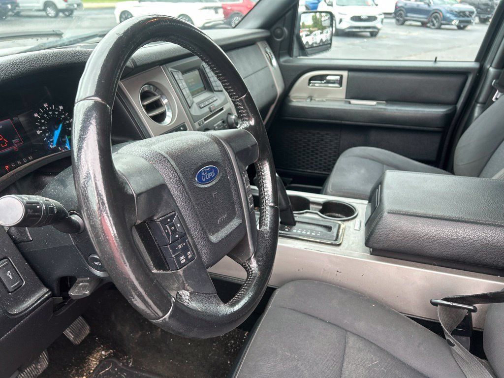 Used 2017 Ford Expedition EL XLT AWD/4WD image 13